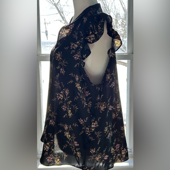 Size L RW&CO top - Picture 2 of 9